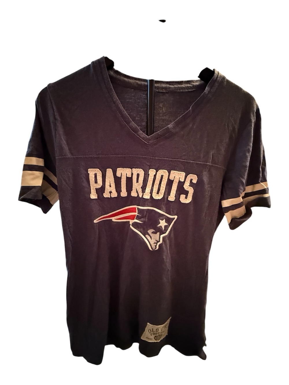 4/$45- NFL New England Patriots V-Neck Varsity Stripe Graphic Tee Women’s XL